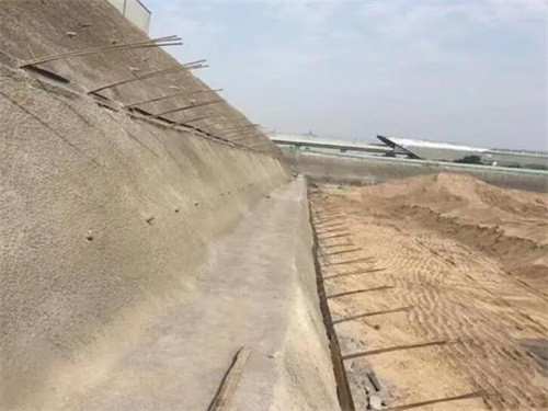 江达河道边坡加固